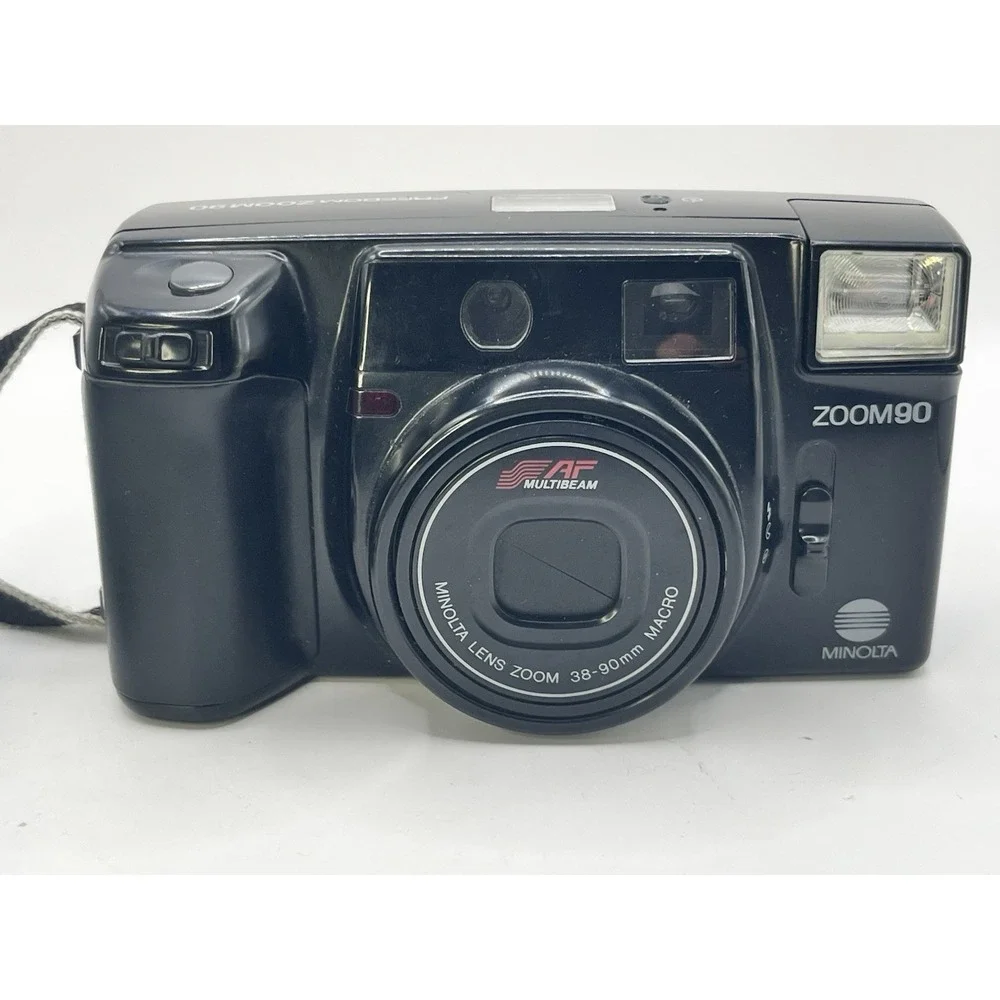 Minolta Freedom Zoom 90 35mm Film Point and Shoot Camera